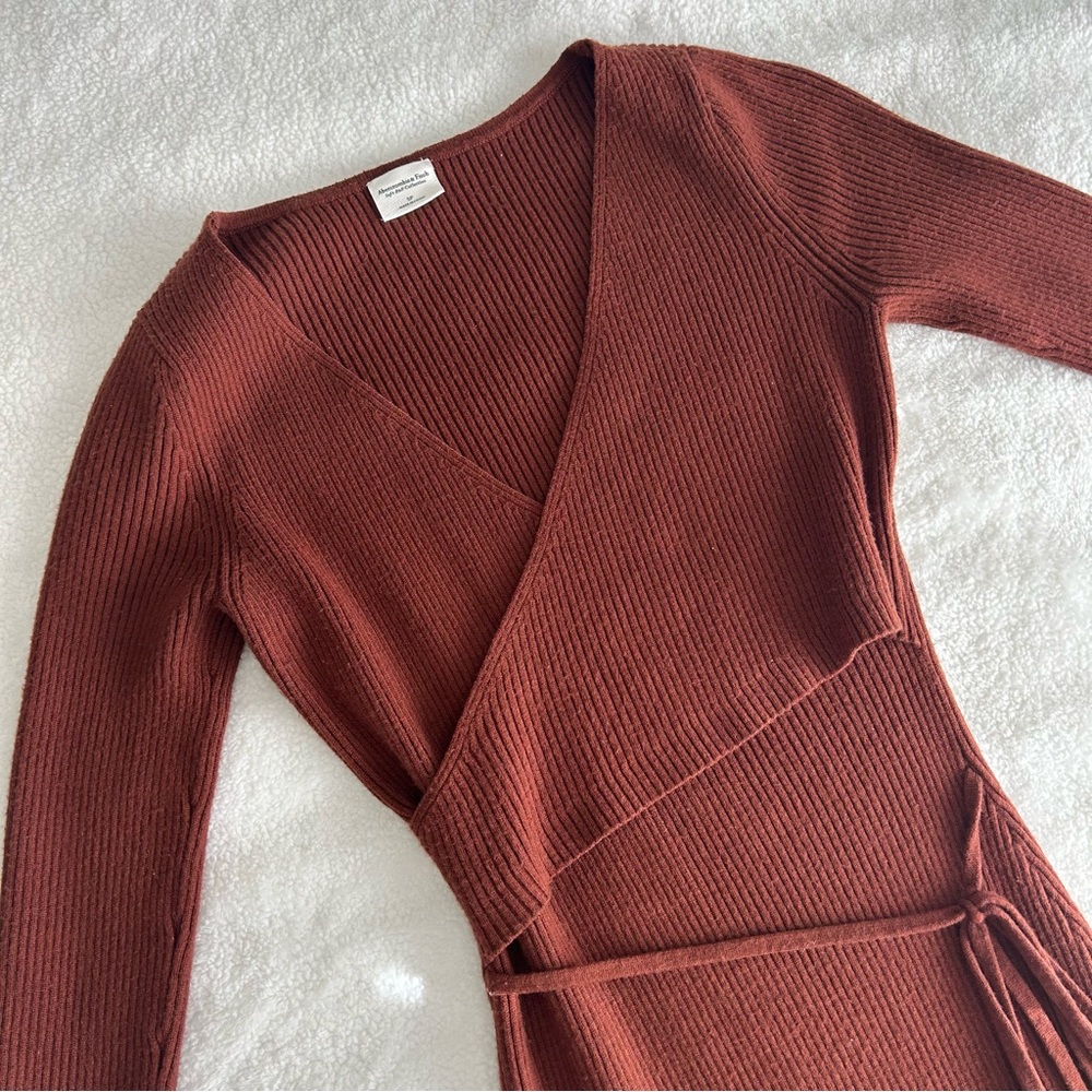 Abercrombie Sweater Wrap Dress